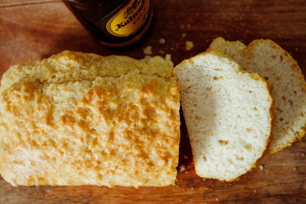 Kruh sa pivom i praškom za pecivo